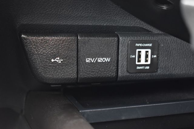 2023 Toyota Camry SE Automatic - 22950497 - 33