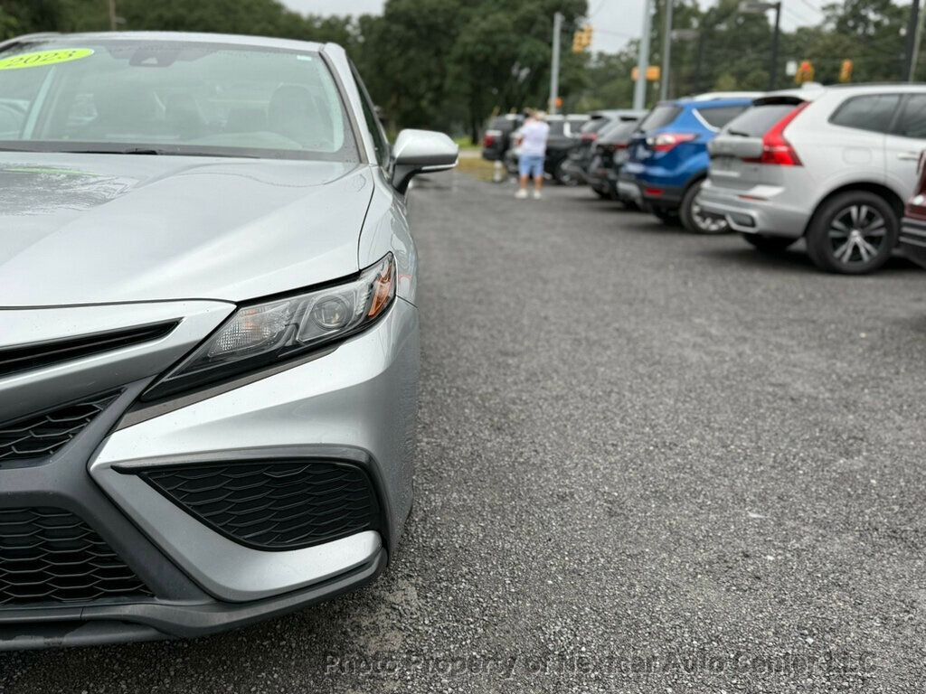 2023 Toyota Camry SE photo 10