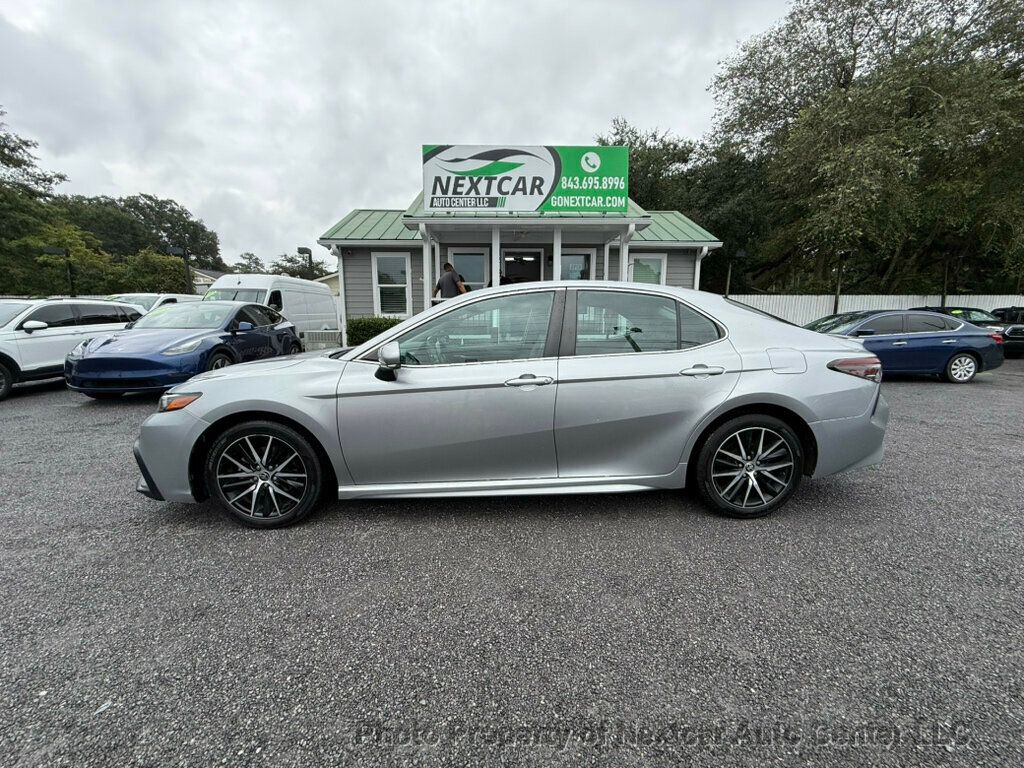2023 Toyota Camry SE photo 2