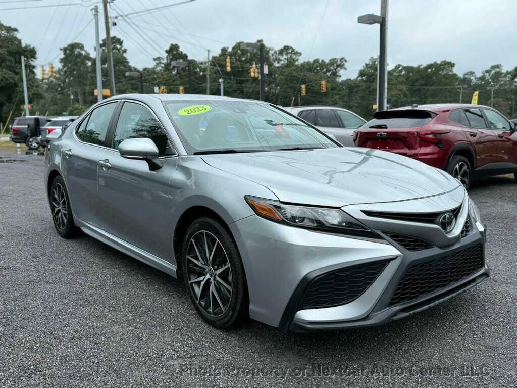 2023 Toyota Camry SE photo 7