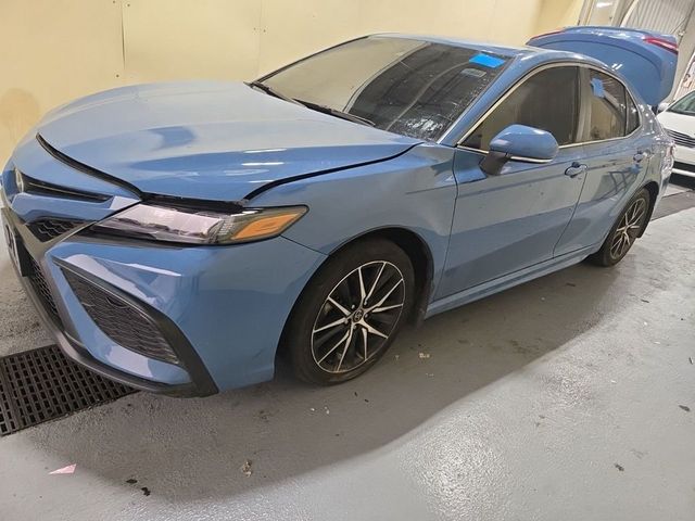 2023 Toyota Camry SE Automatic - 23061034 - 1