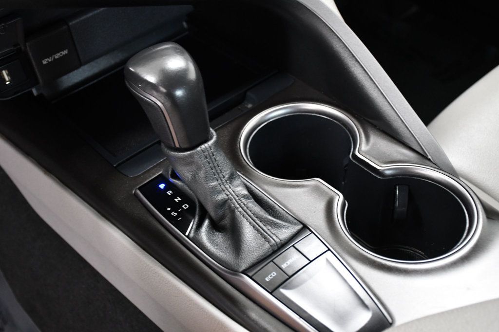 2023 Toyota Camry SE Automatic - 22950724 - 24