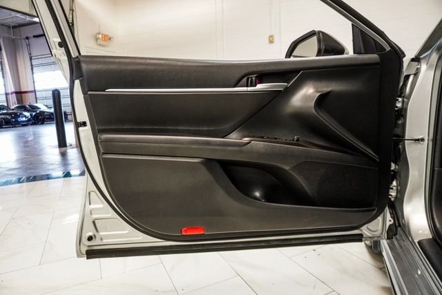 2023 Toyota Camry SE Automatic - 22971931 - 17