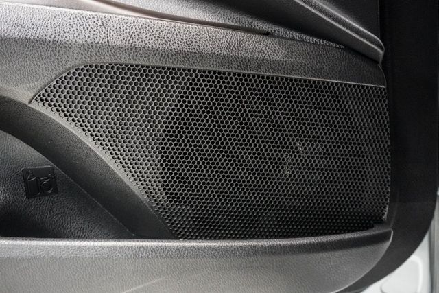 2023 Toyota Camry SE Automatic - 22971931 - 19