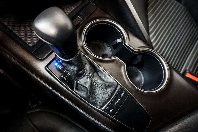 2023 Toyota Camry SE Automatic - 22971931 - 21