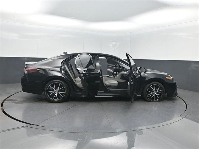 2023 Toyota Camry SE Automatic - 22961789 - 38