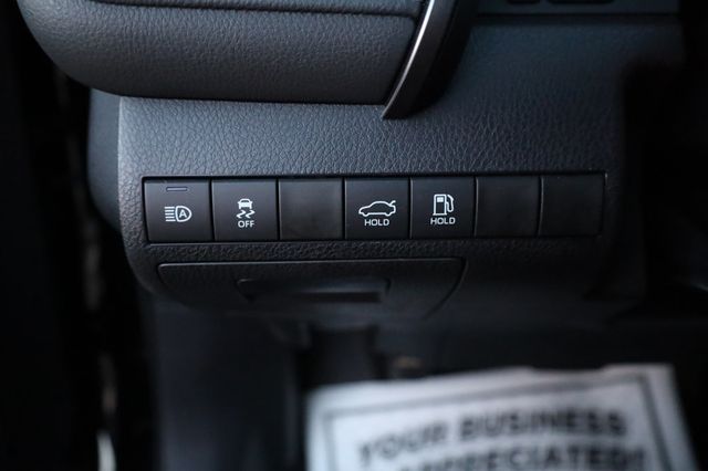 2023 Toyota Camry SE Automatic - 22949217 - 33