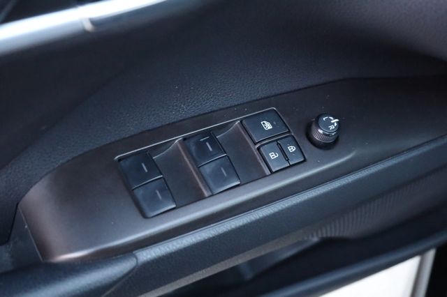 2023 Toyota Camry SE Automatic - 22949217 - 34