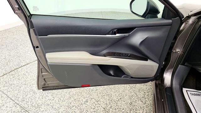2023 Toyota Camry SE Automatic AWD w/ Cold Weather Pkg, Moonroof & Smart Key - 23041028 - 10