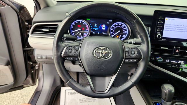 2023 Toyota Camry SE Automatic AWD w/ Cold Weather Pkg, Moonroof & Smart Key - 23041028 - 13