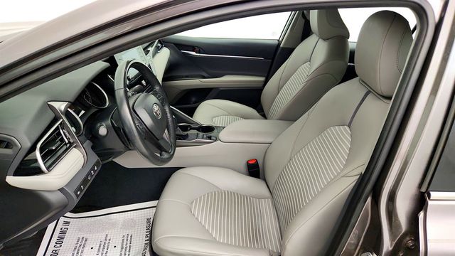 2023 Toyota Camry SE Automatic AWD w/ Cold Weather Pkg, Moonroof & Smart Key - 23041028 - 18