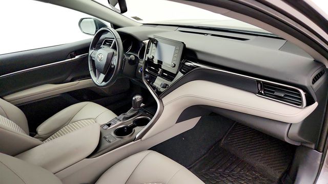2023 Toyota Camry SE Automatic AWD w/ Cold Weather Pkg, Moonroof & Smart Key - 23041028 - 22