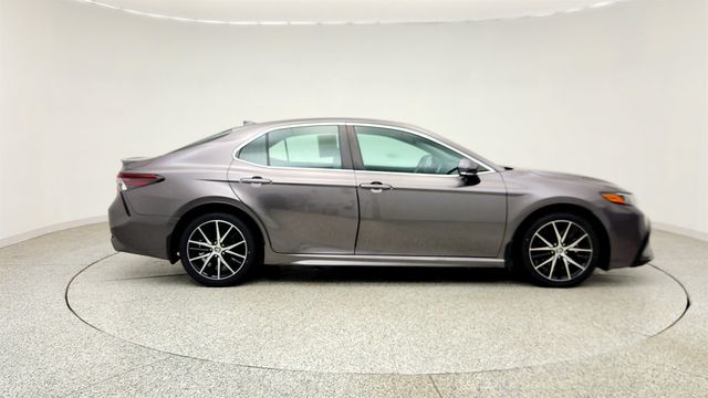 2023 Toyota Camry SE Automatic AWD w/ Cold Weather Pkg, Moonroof & Smart Key - 23041028 - 3