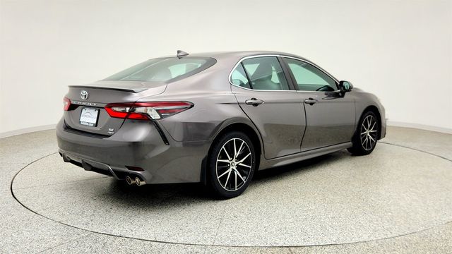 2023 Toyota Camry SE Automatic AWD w/ Cold Weather Pkg, Moonroof & Smart Key - 23041028 - 4
