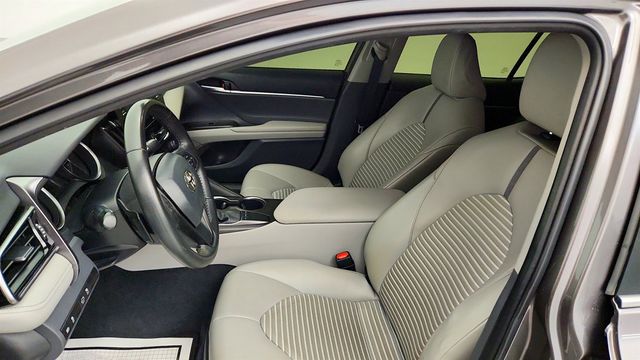 2023 Toyota Camry SE Automatic w/ Power Moonroof & Blind Spot Monitor - 23028041 - 19