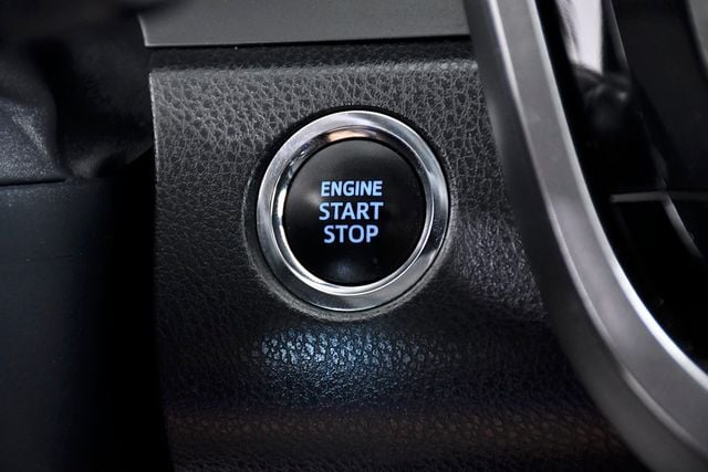 2023 Toyota Camry SE Nightshade Automatic - 22883575 - 25
