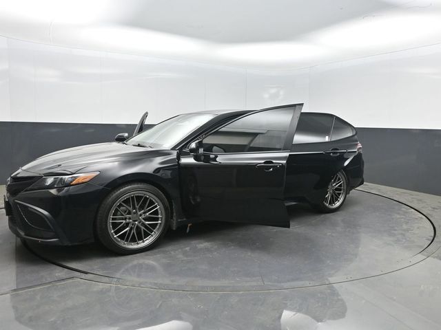 2023 Toyota Camry SE Nightshade Automatic - 22993506 - 33