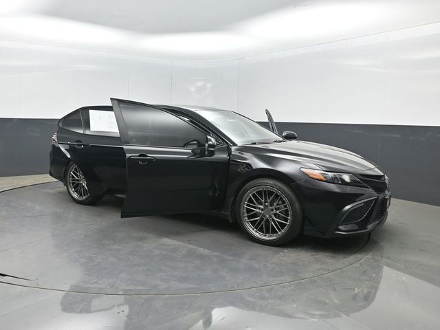 2023 Toyota Camry SE Nightshade Automatic - 22993506 - 35