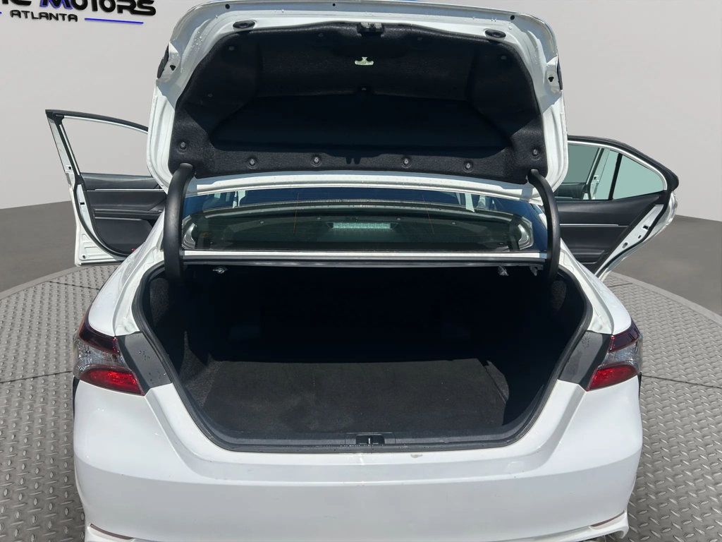 2023 Toyota Camry SE Sedan 4D - 23074321 - 24