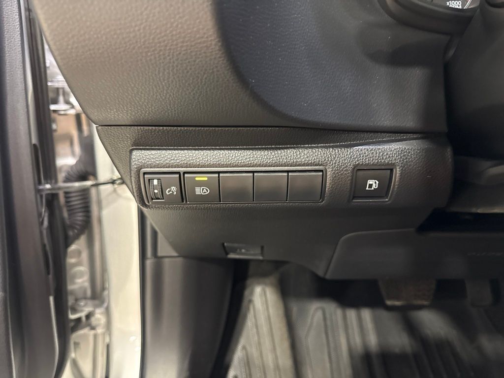 2023 Toyota Corolla Hybrid LE FWD - 23050271 - 12