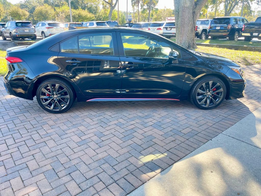 2023 Toyota Corolla Hybrid SE photo 2