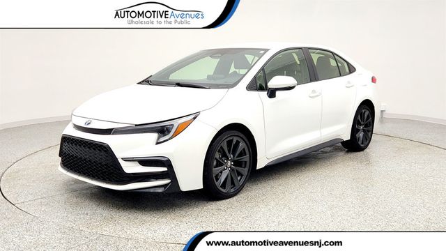 2023 Toyota Corolla Hybrid SE (50 combined mpg) - 22979678 - 0