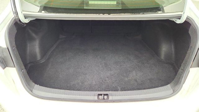 2023 Toyota Corolla Hybrid SE (50 combined mpg) - 22979678 - 17