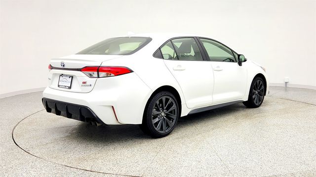 2023 Toyota Corolla Hybrid SE (50 combined mpg) - 22979678 - 4