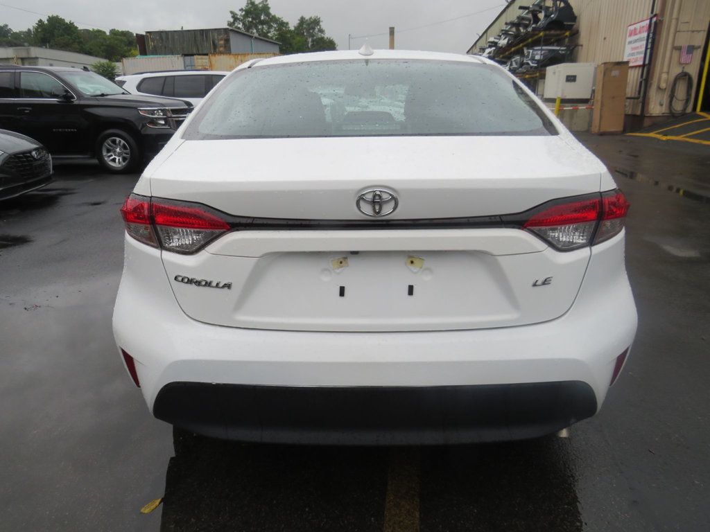 2023 Toyota Corolla LE photo 6
