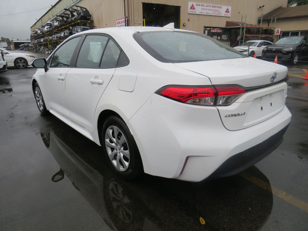 2023 Toyota Corolla LE photo 7