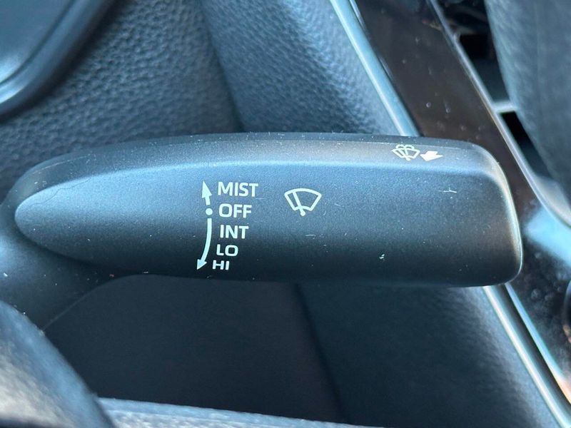 2023 Toyota Corolla LE CVT - 22925069 - 30