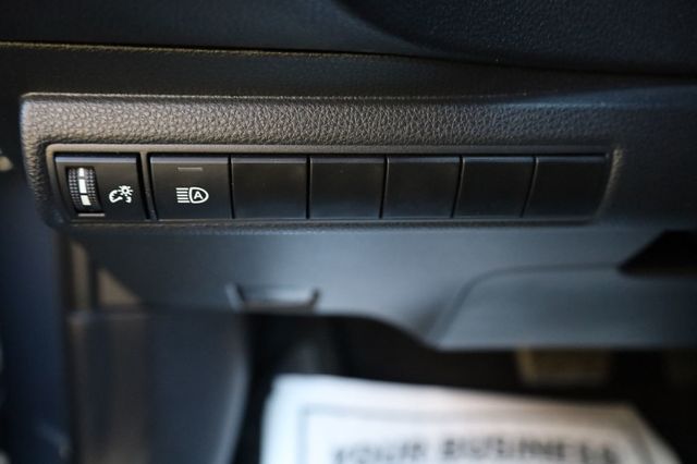 2023 Toyota Corolla LE CVT - 22935934 - 32