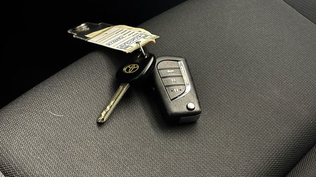 2023 Toyota Corolla LE CVT - 23030372 - 41
