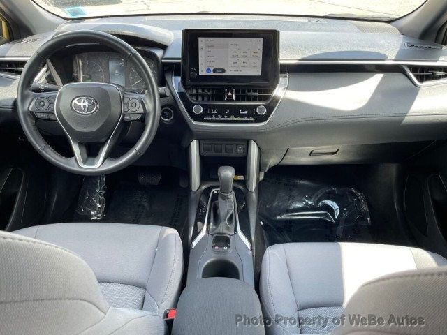 2023 Toyota Corolla Cross Hybrid SE 4WD - 22447933 - 9