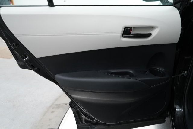 2023 Toyota Corolla Cross L - 23087081 - 28