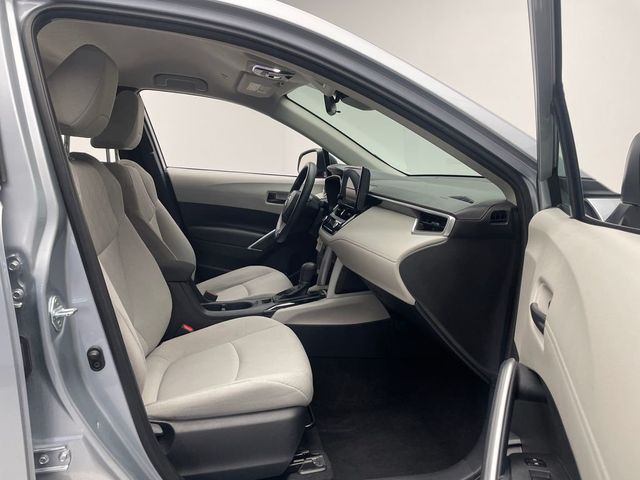 2023 Toyota Corolla Cross L 2WD - 22984078 - 19