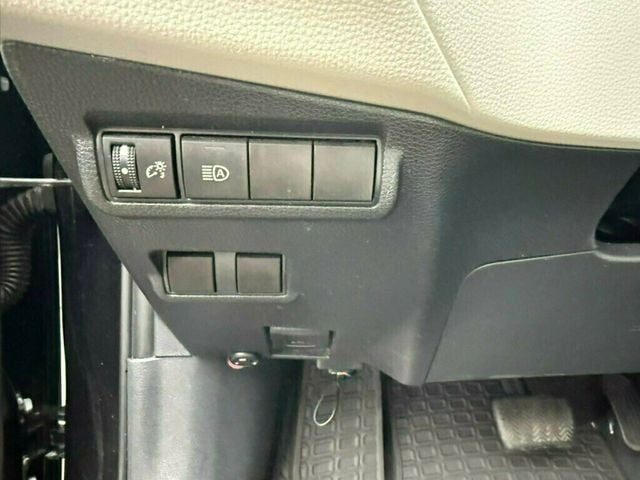 2023 Toyota Corolla Cross L 2WD - 23008184 - 31