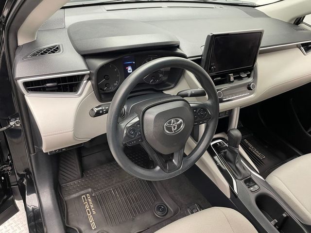 2023 Toyota Corolla Cross L 4WD - 23000046 - 10