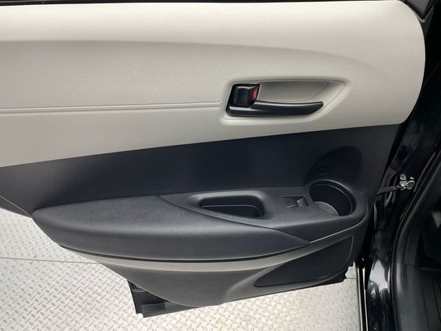 2023 Toyota Corolla Cross L 4WD - 23000046 - 31