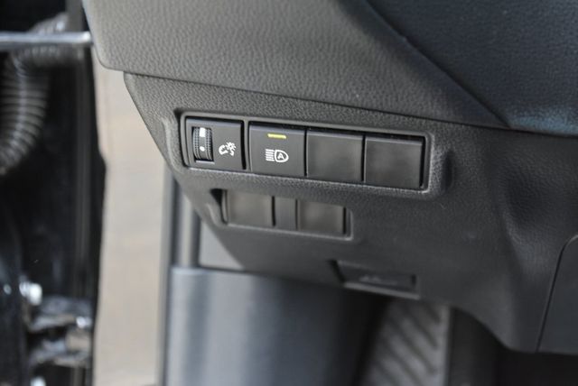 2023 Toyota Corolla Cross LE 2WD - 22895723 - 26