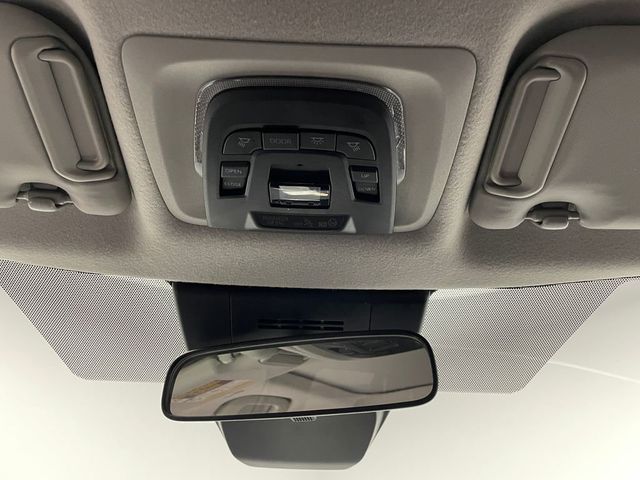 2023 Toyota Corolla Cross LE 4WD - 22954595 - 32