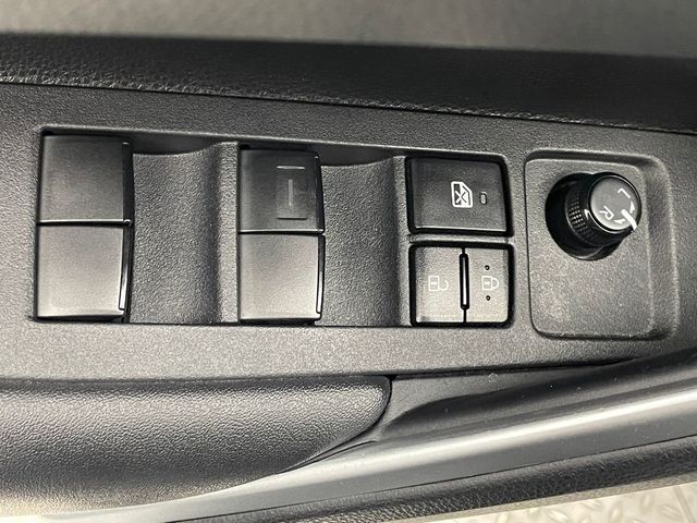 2023 Toyota Corolla Cross LE 4WD - 22965200 - 16