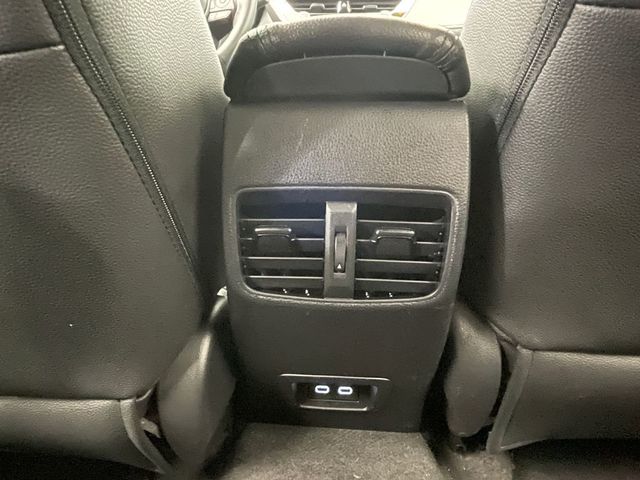 2023 Toyota Corolla Cross LE 4WD - 22965200 - 39