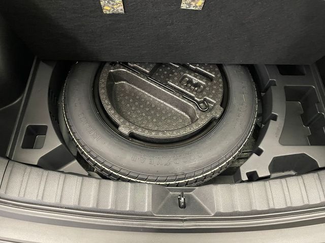 2023 Toyota Corolla Cross LE 4WD - 22965200 - 44