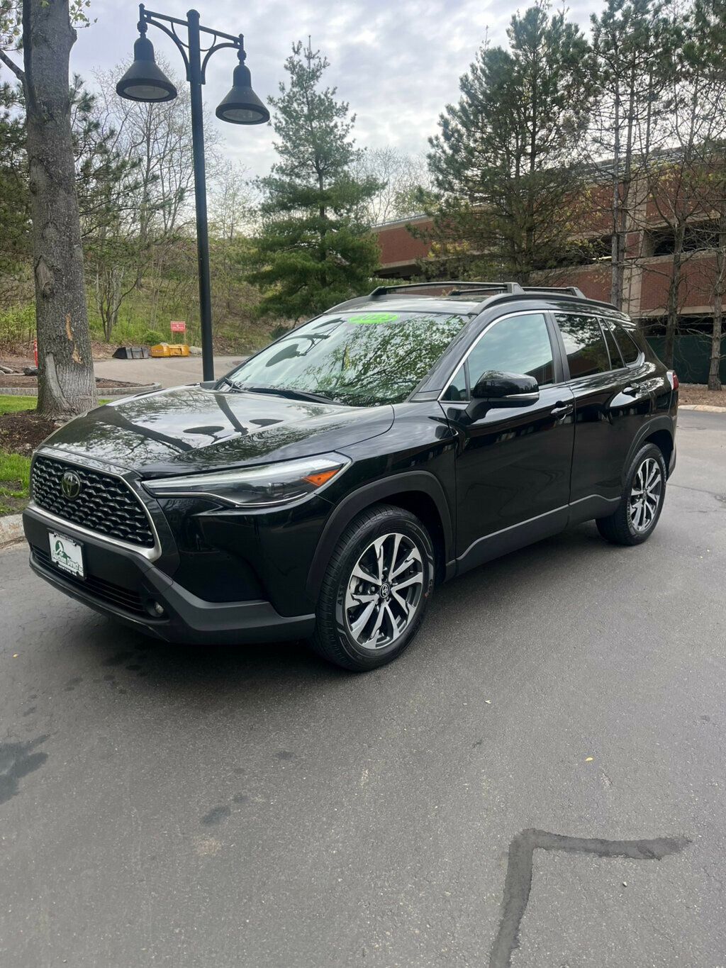 2023 Toyota Corolla Cross XLE 4WD - 23023468 - 0