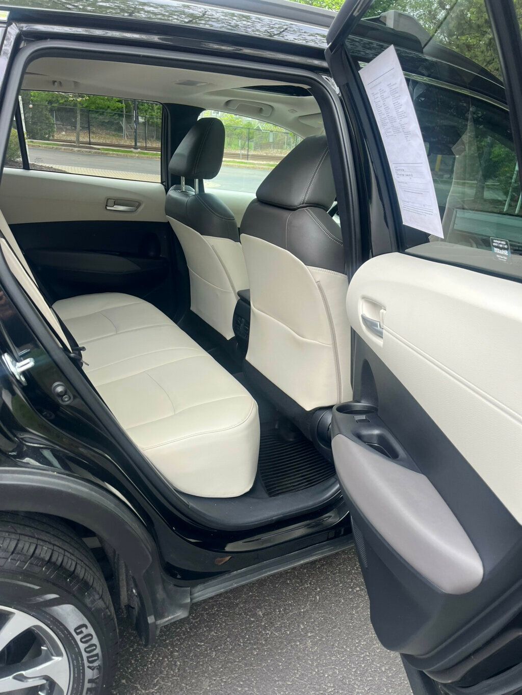 2023 Toyota Corolla Cross XLE 4WD - 23023468 - 8