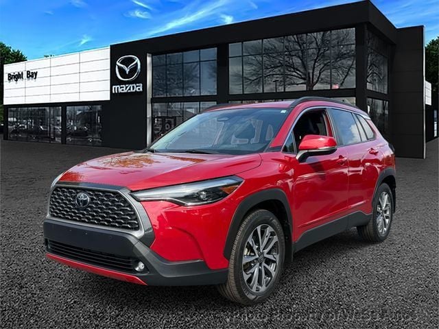 2023 Toyota Corolla Cross XLE