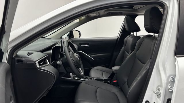 2023 Toyota Corolla Cross XLE 4WD - 23035879 - 11