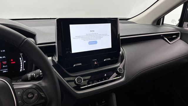 2023 Toyota Corolla Cross XLE 4WD - 23035879 - 22