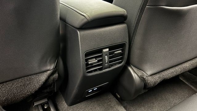 2023 Toyota Corolla Cross XLE 4WD - 23035879 - 29
